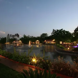Silent Shores & Resort